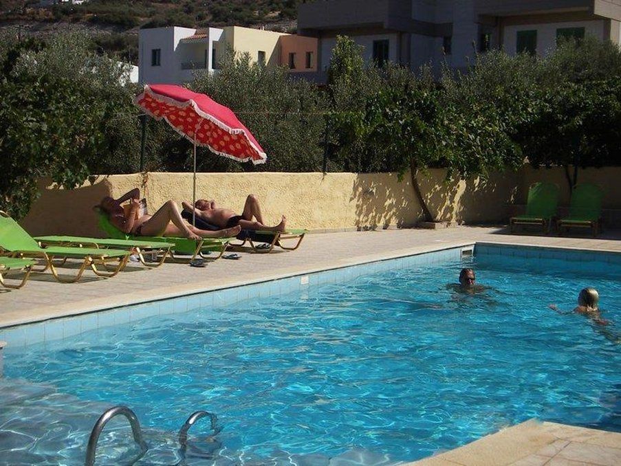 Prinos Apartments Herszonisszosz Kültér fotó